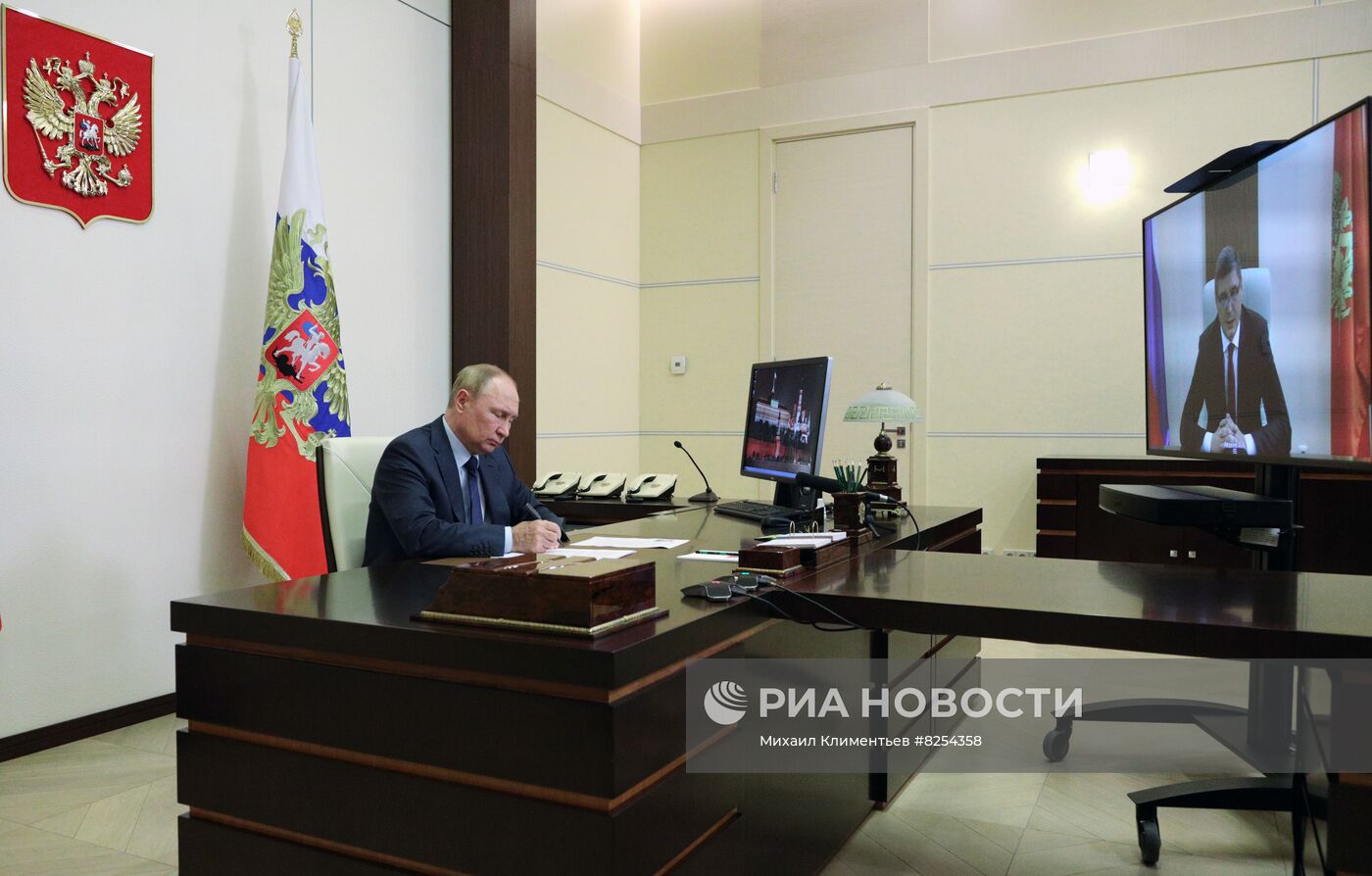Президент РФ В. Путин встретился с врио губернатора Владимирской области А. Авдеевым