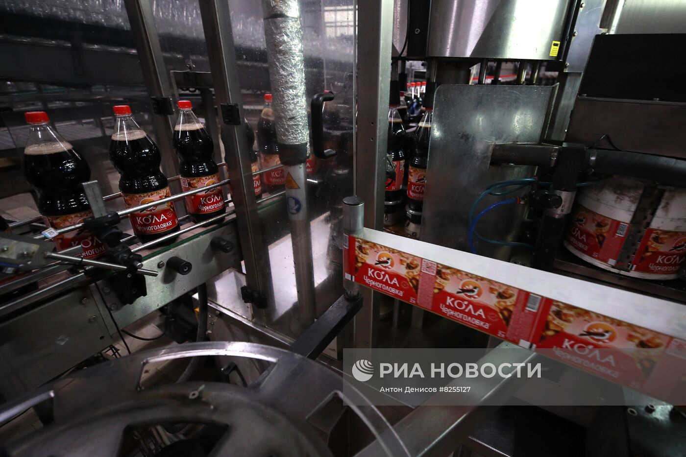 Производство напитков на заводе "Аквалайф" в Черноголовке 