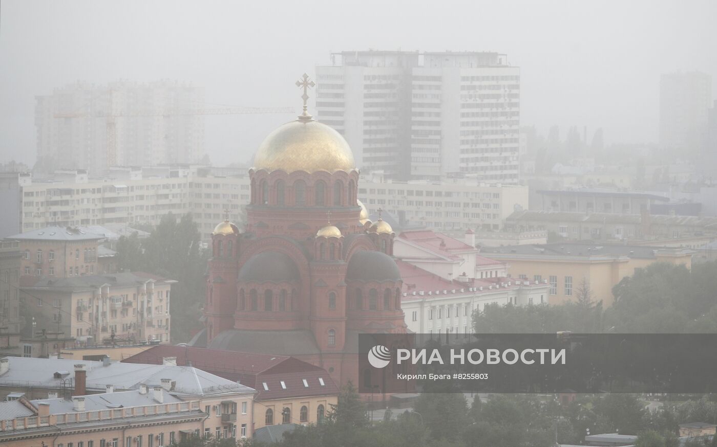 Пыльная буря в Волгограде