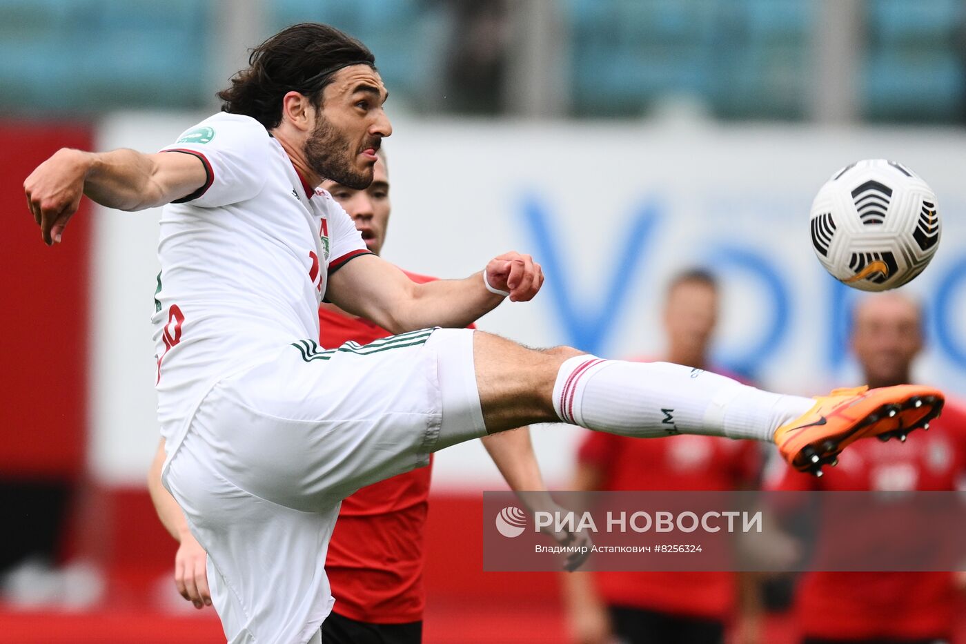 Футбол. РПЛ. Матч "Химки" - "Локомотив"