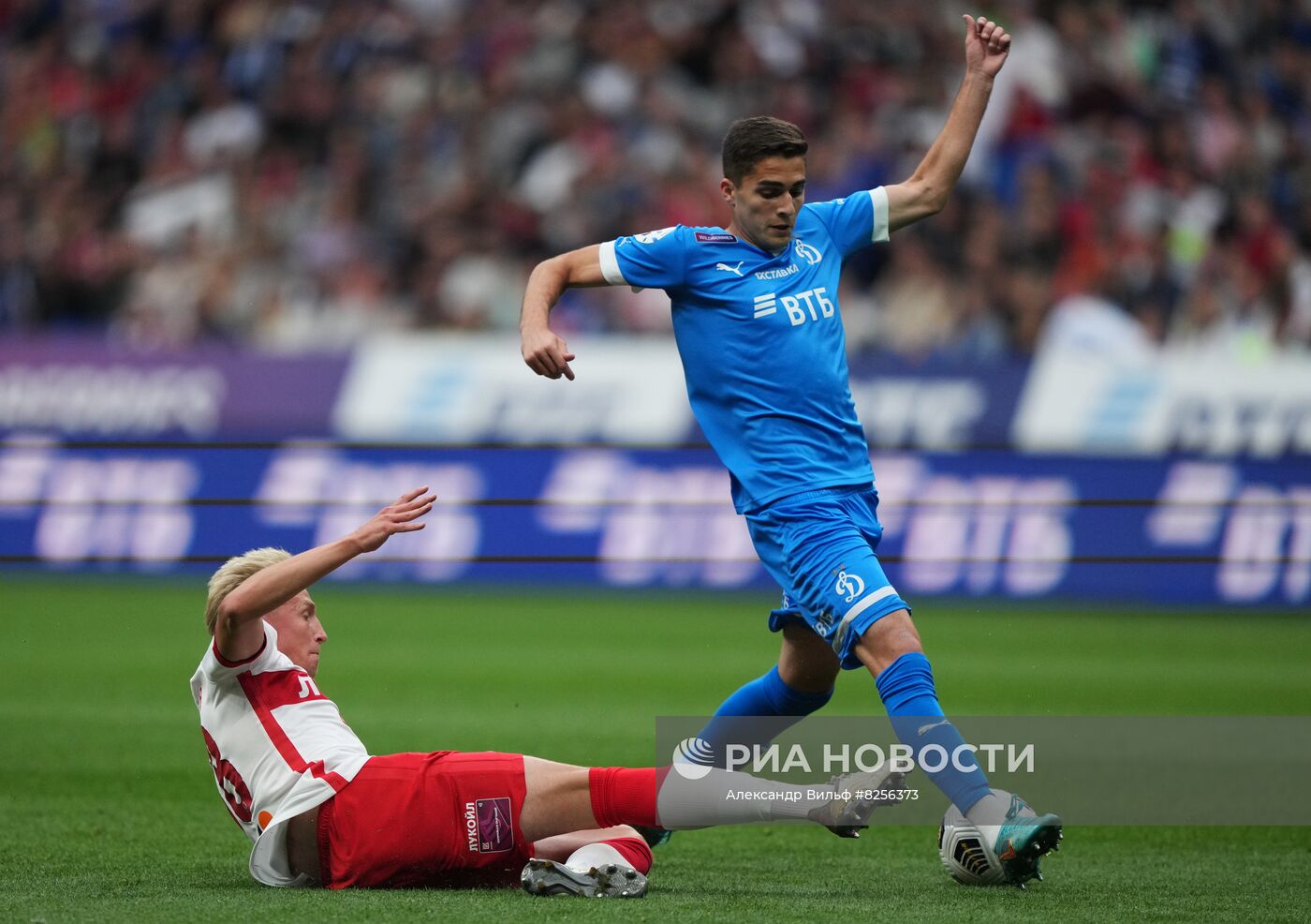 Футбол. РПЛ. Матч "Динамо" - "Спартак"