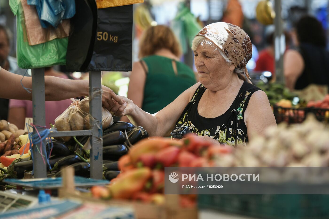 Овощной рынок в Бердянске