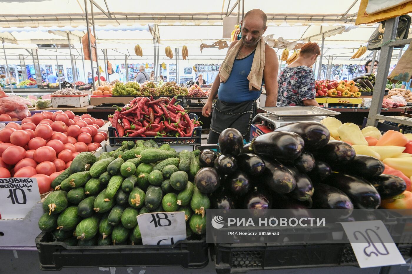 Овощной рынок в Бердянске