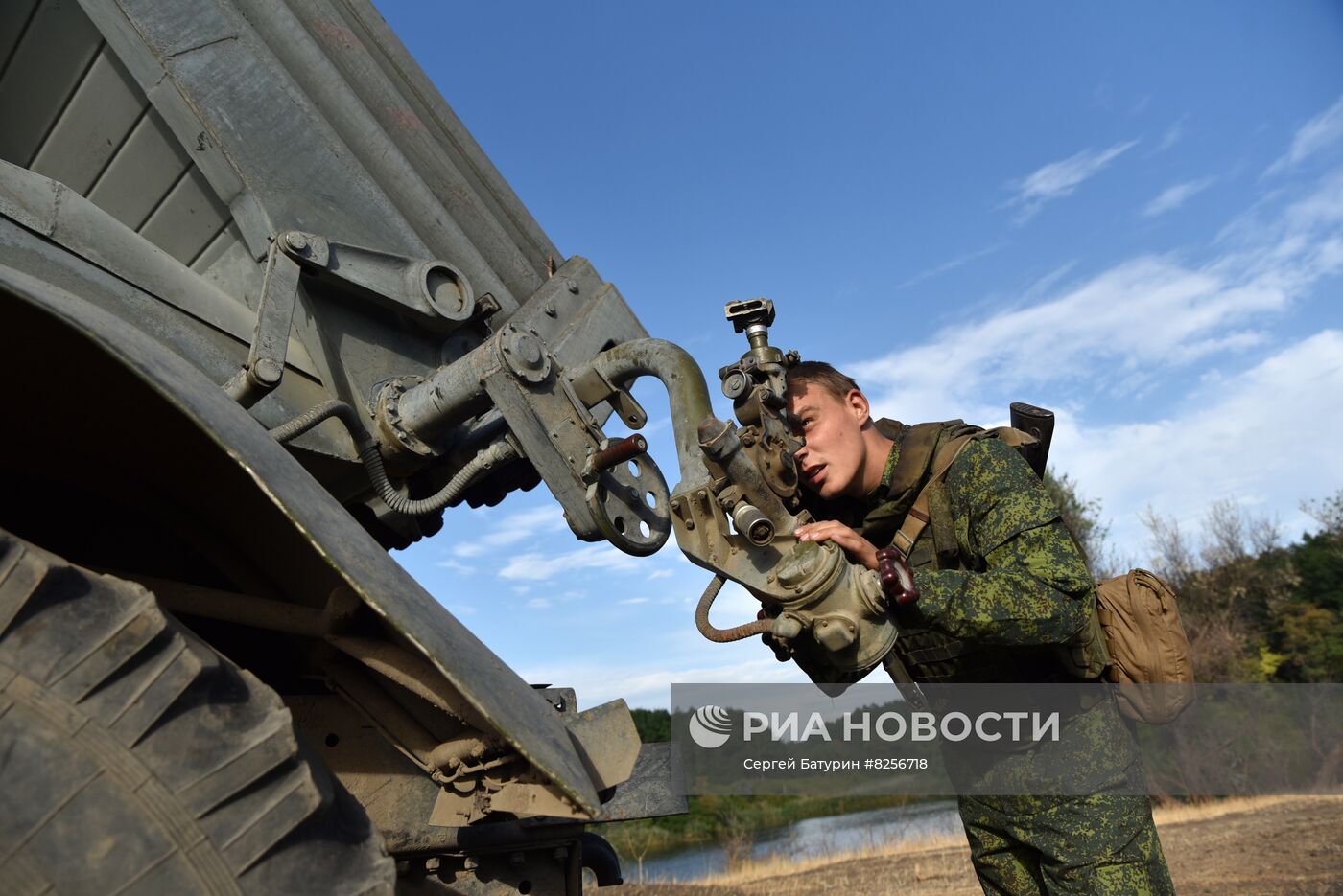 Работа РСЗО БМ-21 "Град" по позициям ВСУ на Авдеевском направлении