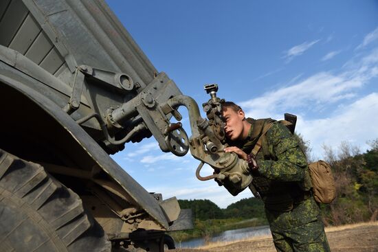 Работа РСЗО БМ-21 "Град" по позициям ВСУ на Авдеевском направлении