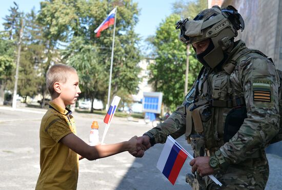 Празднование Дня Государственного флага России в Волчанске