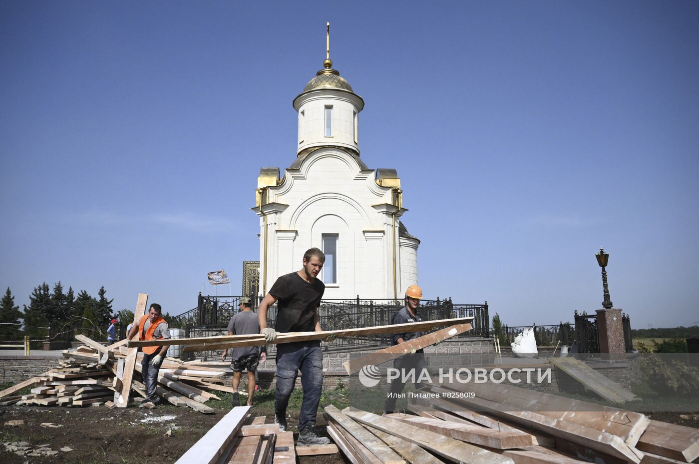 Завершение восстановления мемориала "Саур-Могила" в ДНР