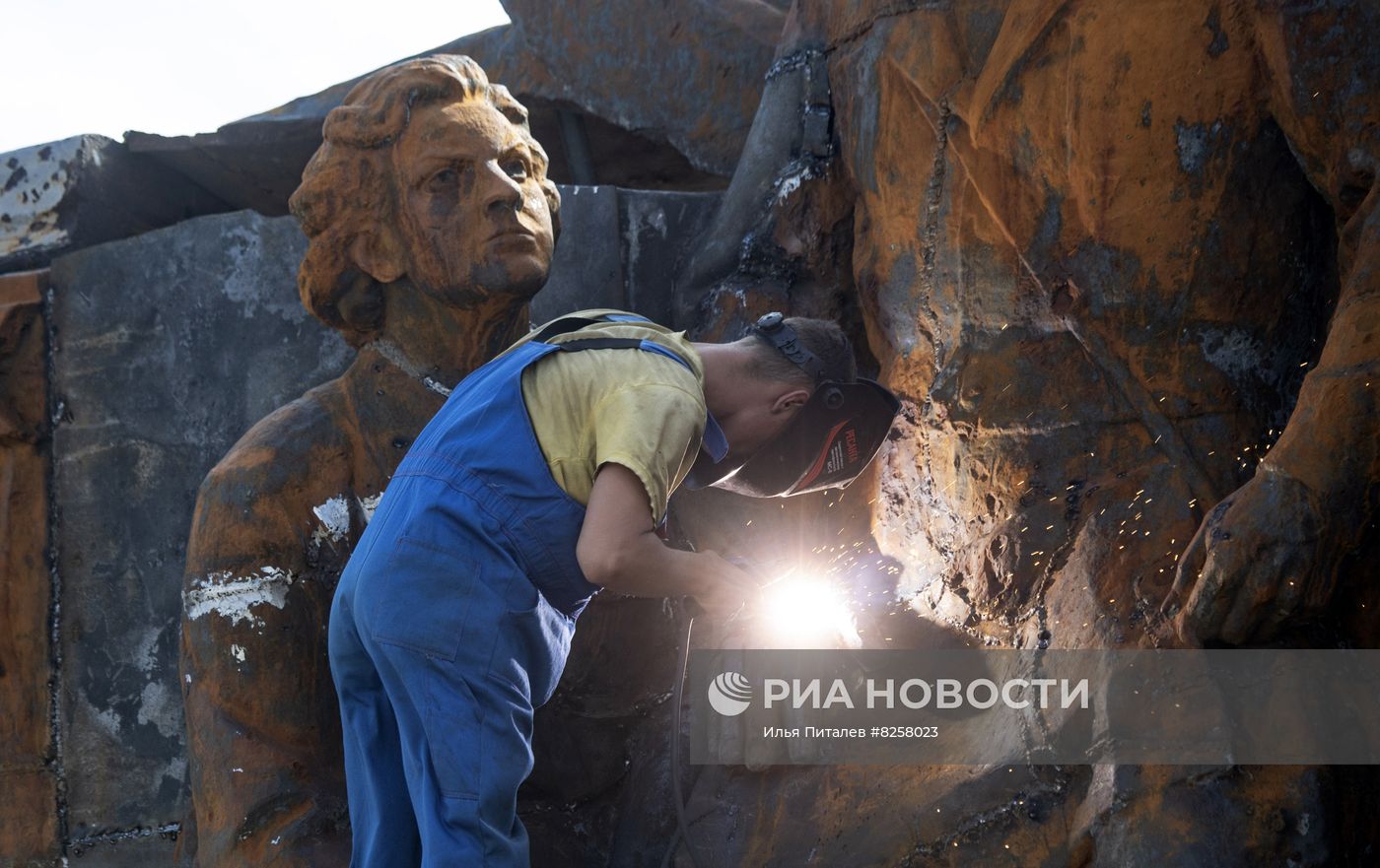 Завершение восстановления мемориала "Саур-Могила" в ДНР