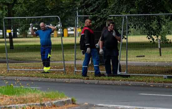 Акция протеста в Риге против сноса памятника советским воинам 