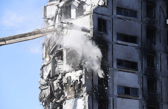 Снос аварийных жилых домов в Мариуполе