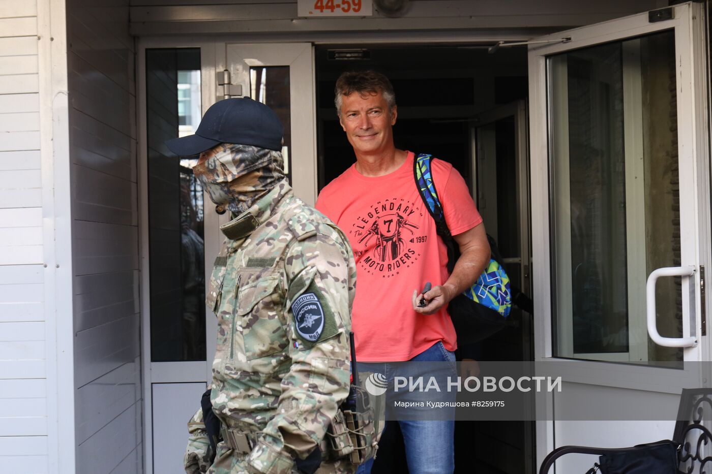 Обыск в квартире Е. Ройзмана в Екатеринбурге