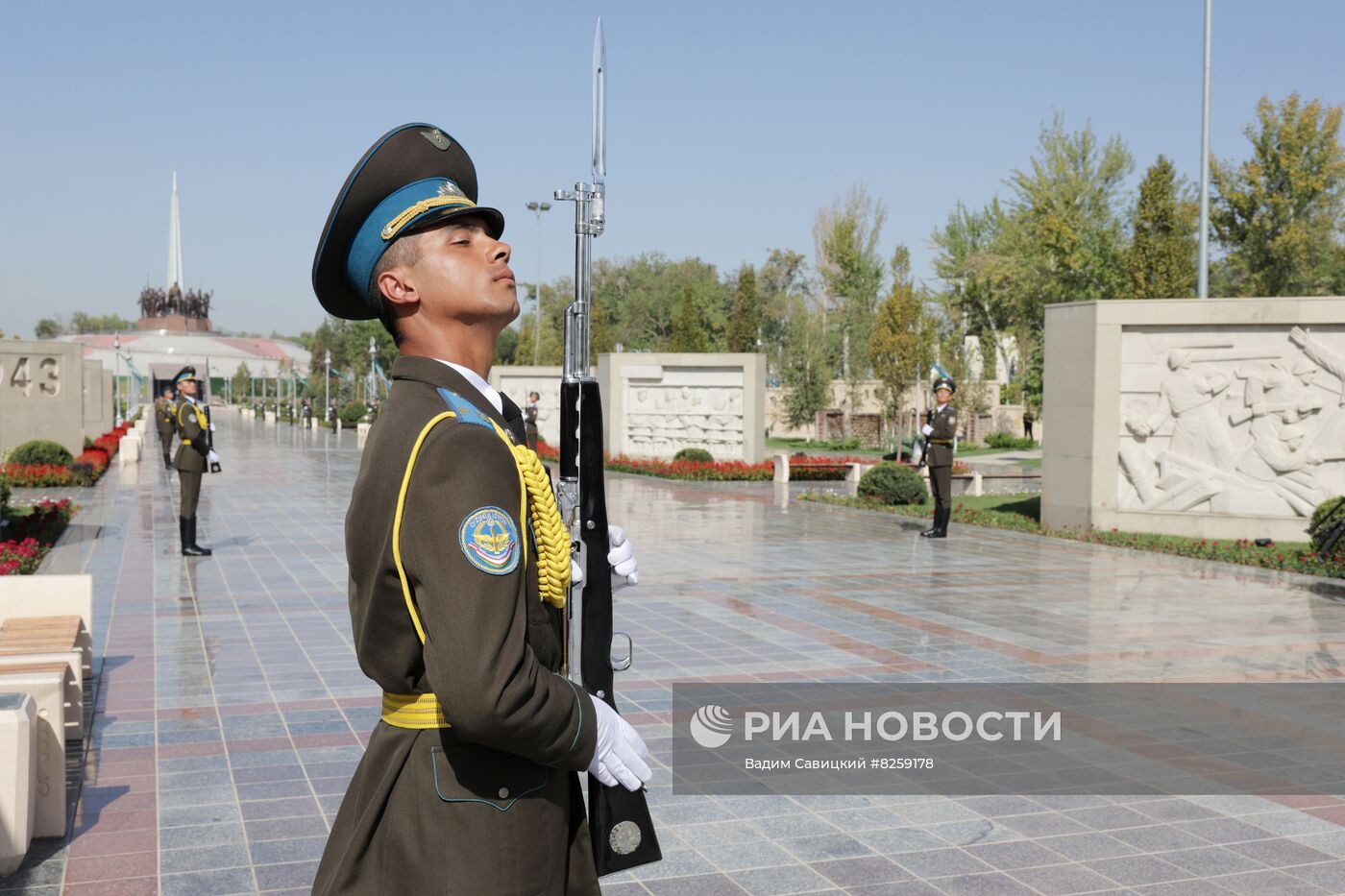 Рабочий визит министра обороны РФ С. Шойгу в Узбекистан 