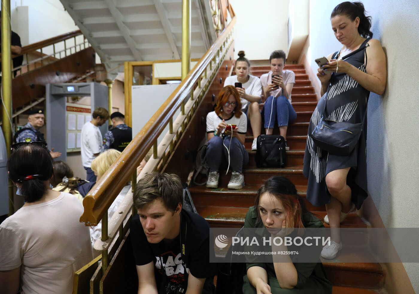 Заседание суда по делу Е. Ройзмана