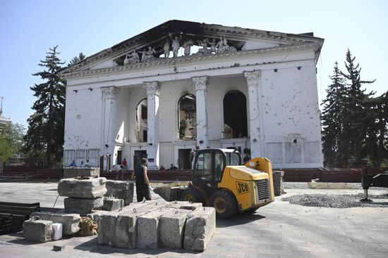 Повседневная жизнь в Мариуполе