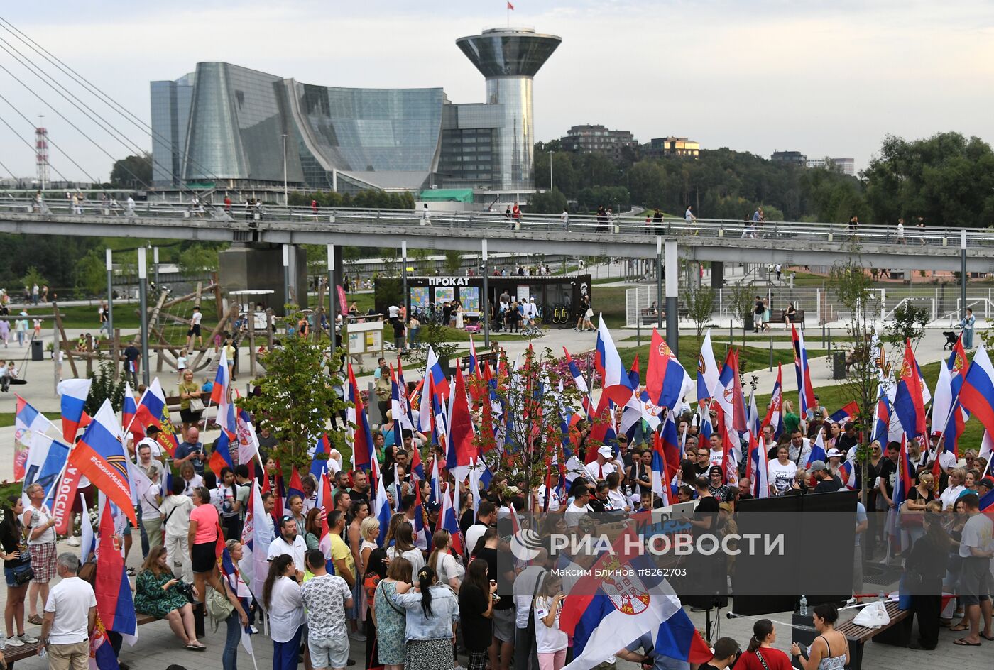 Автопробег в поддержку Сербии в Москве