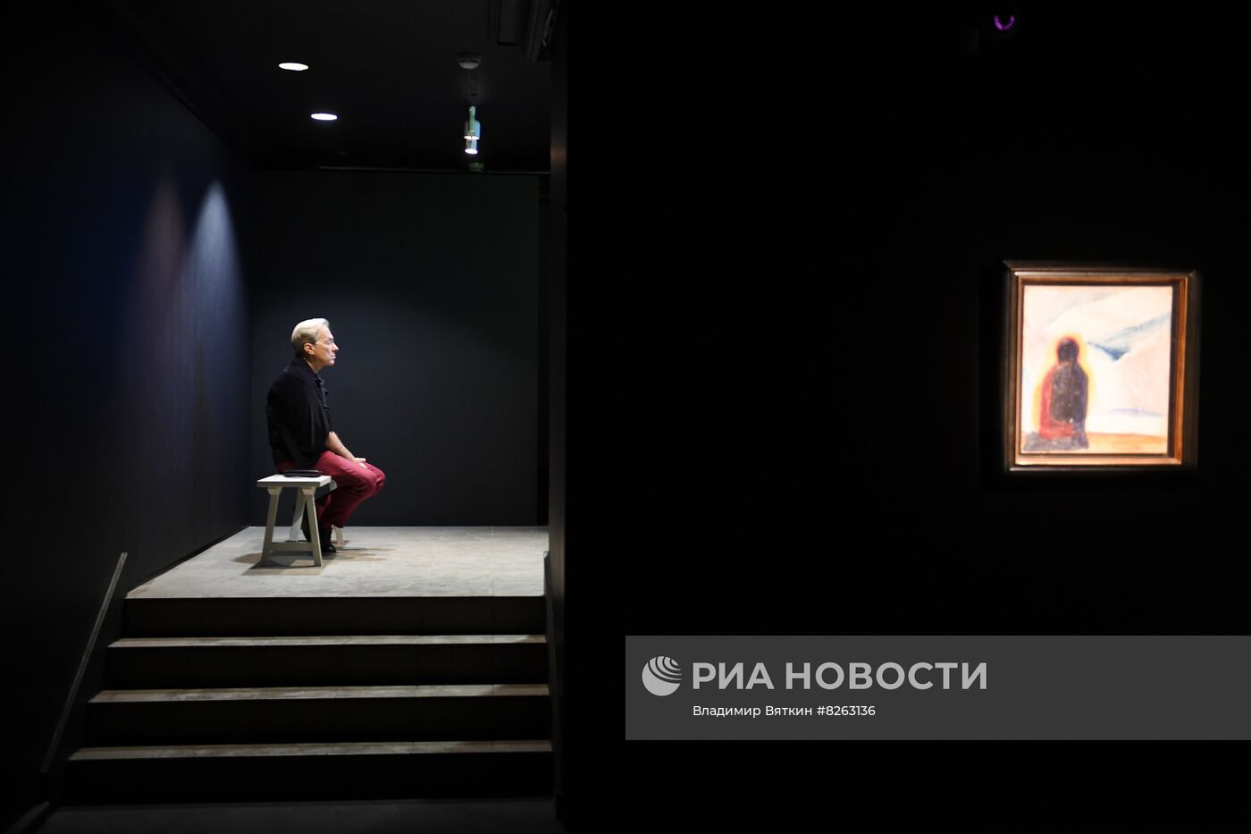 Выставка "Котел алхимика. Осязательный взгляд и незрительное восприятие. Часть 1"