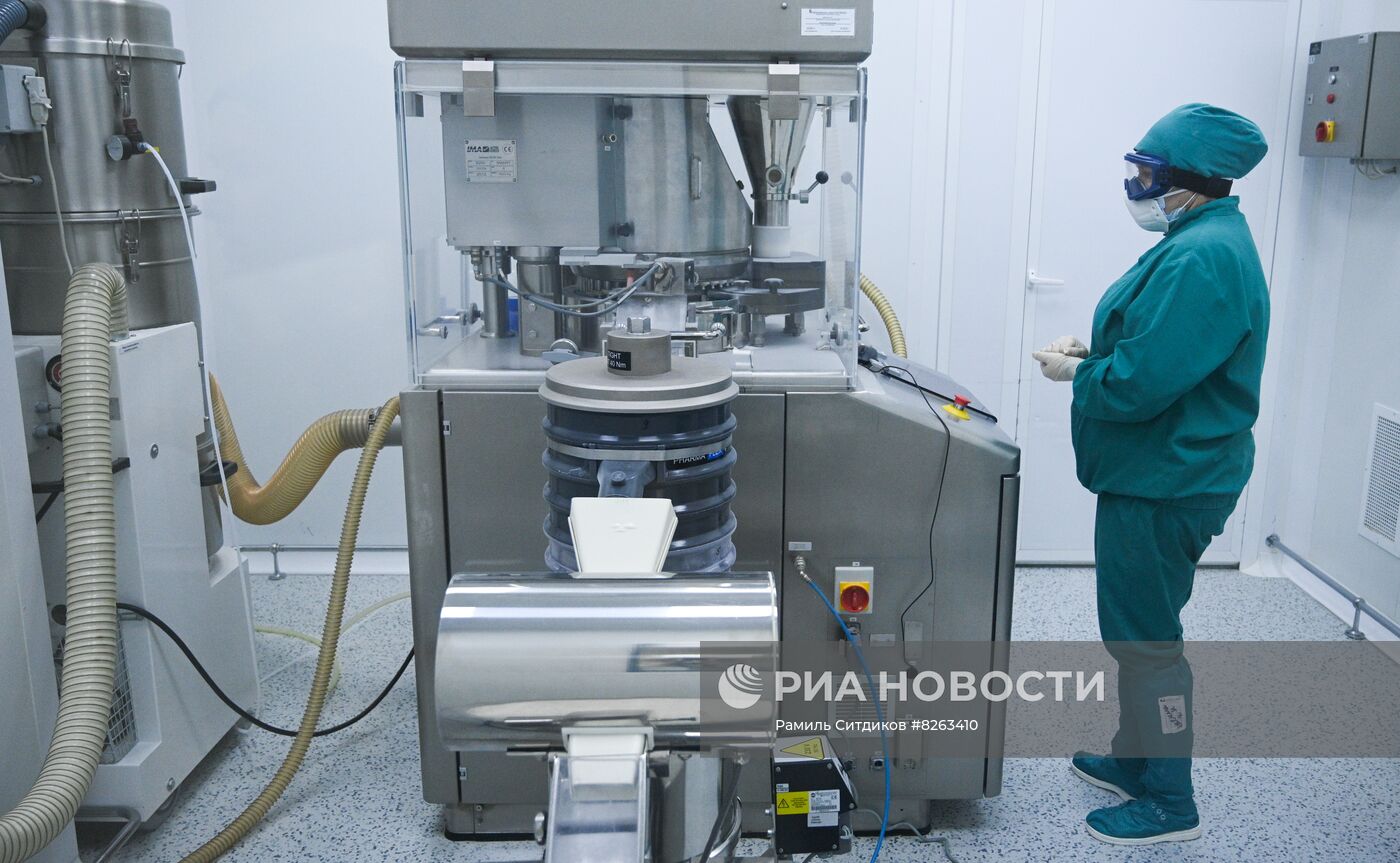 Производство лекарственных препаратов на заводе "Биохимик"