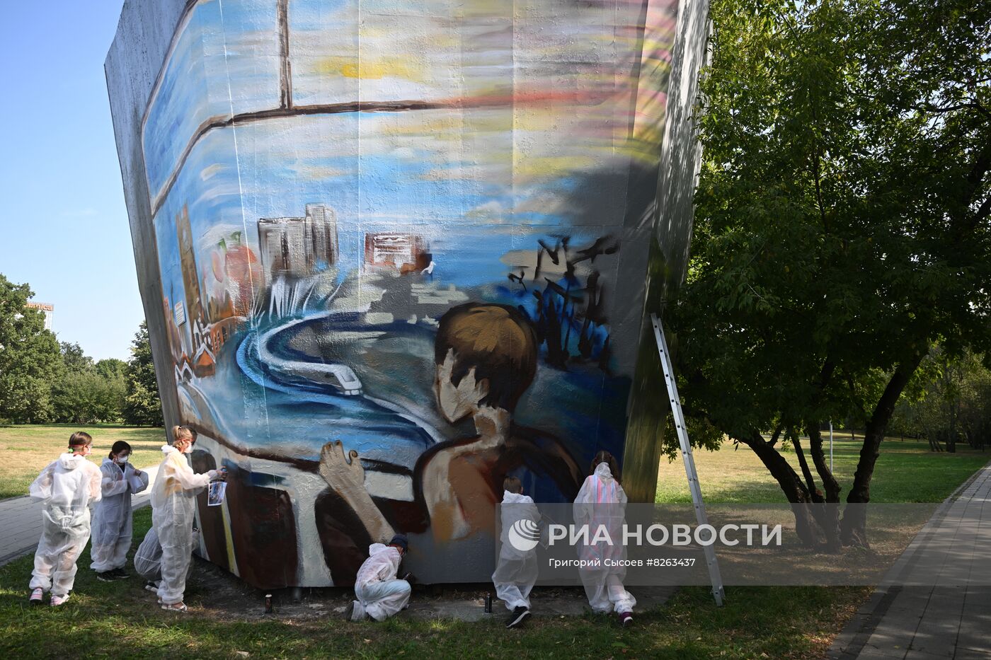 Создание арт-объекта ко Дню города в Москве