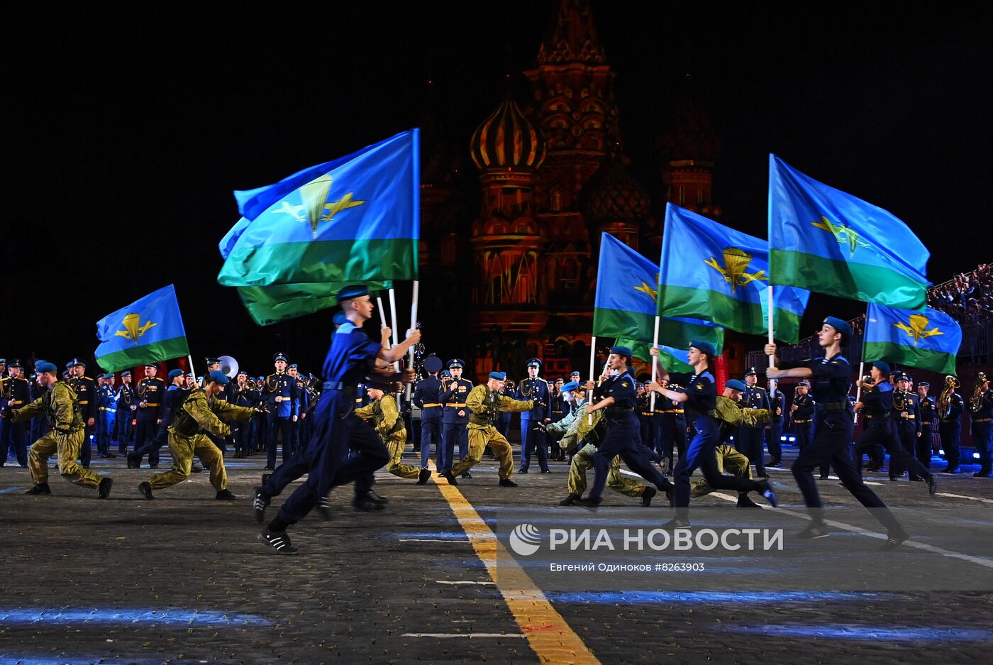 Международный военно-музыкальный фестиваль "Спасская башня"