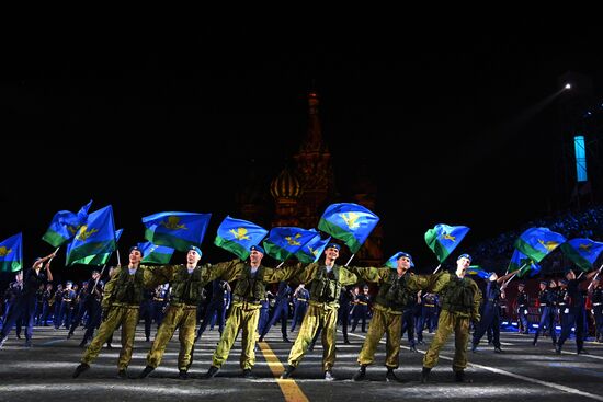 Международный военно-музыкальный фестиваль "Спасская башня"