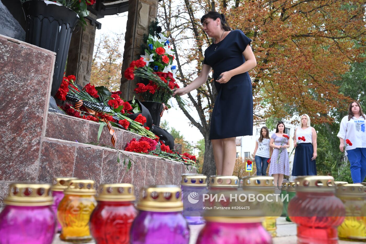 Памятные мероприятия в ДНР по случаю годовщины гибели А. Захарченко