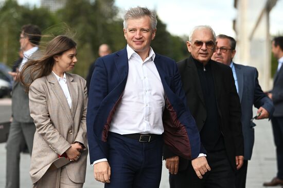 Мэр Москвы С. Собянин посетил площадку "Мосфильма"