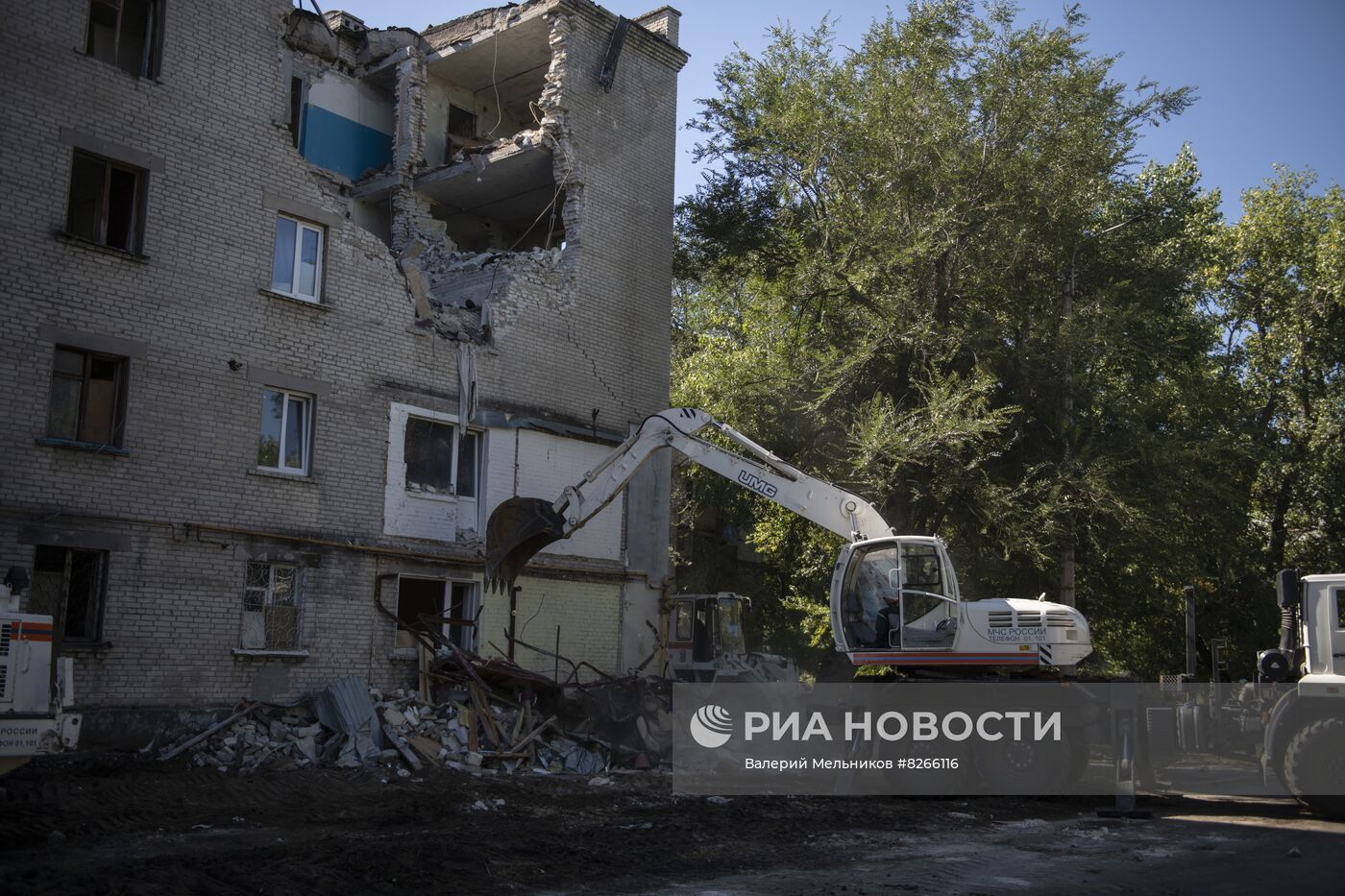 Повседневная жизнь в освобожденном Северодонецке в ЛНР | РИА Новости  Медиабанк