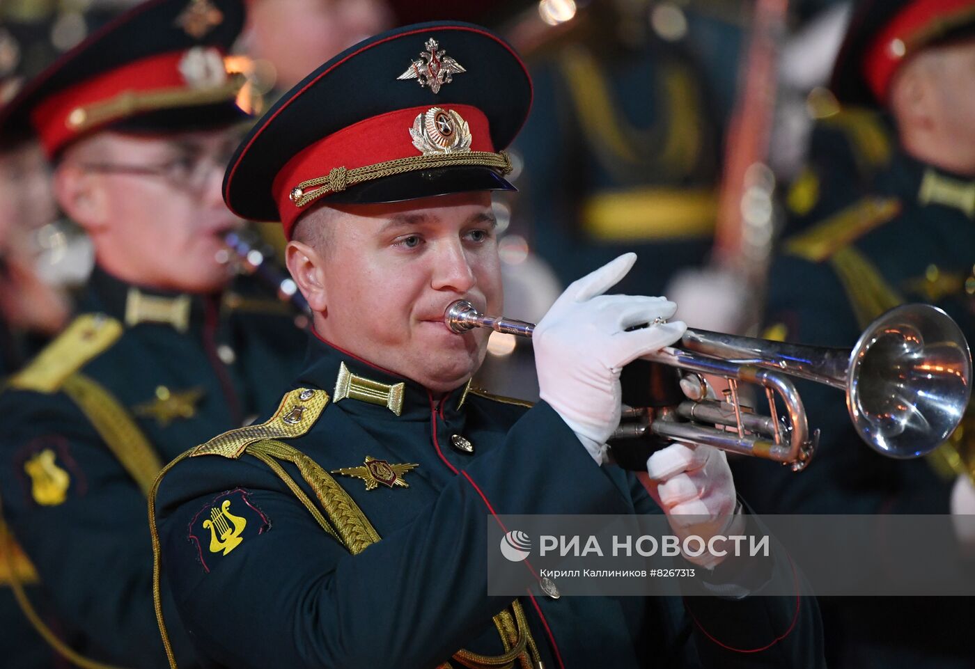 Церемония закрытия Международного военно-музыкального фестиваля "Спасская башня"  