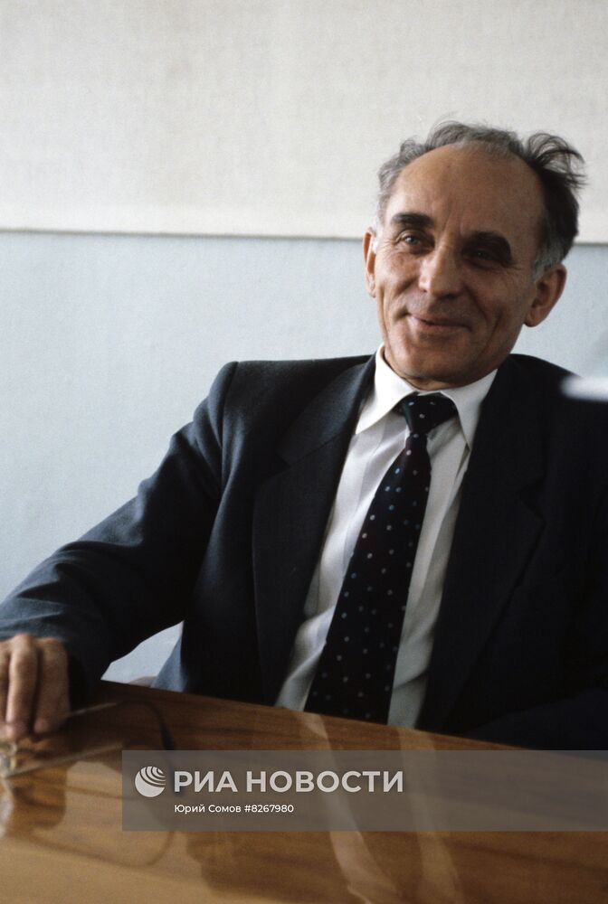 Гендиректор ЦКБ по судам на подводных крыльях Б.Чубиков