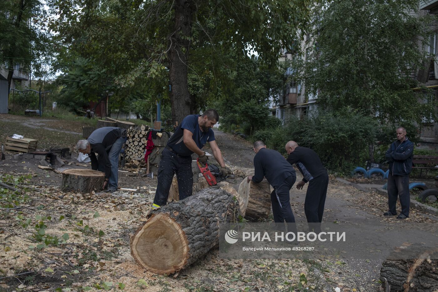 Повседневная жизнь в освобожденном Лисичанске в ЛНР