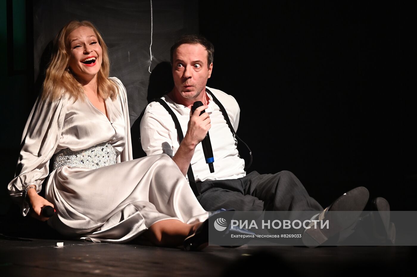 Премьера спектакля Юлии Пересильд "Мужчина / Женщина"