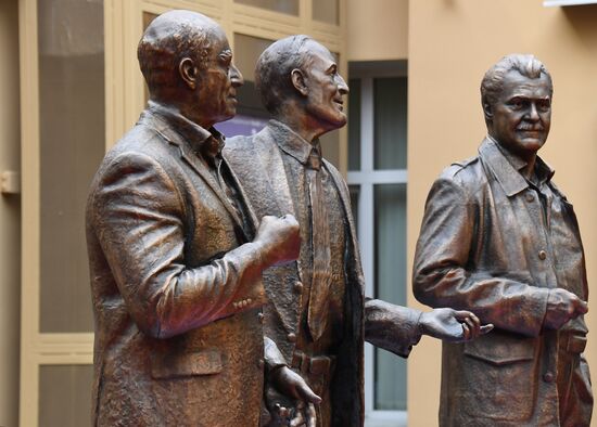 Сбор труппы театра им. Е. Вахтангова