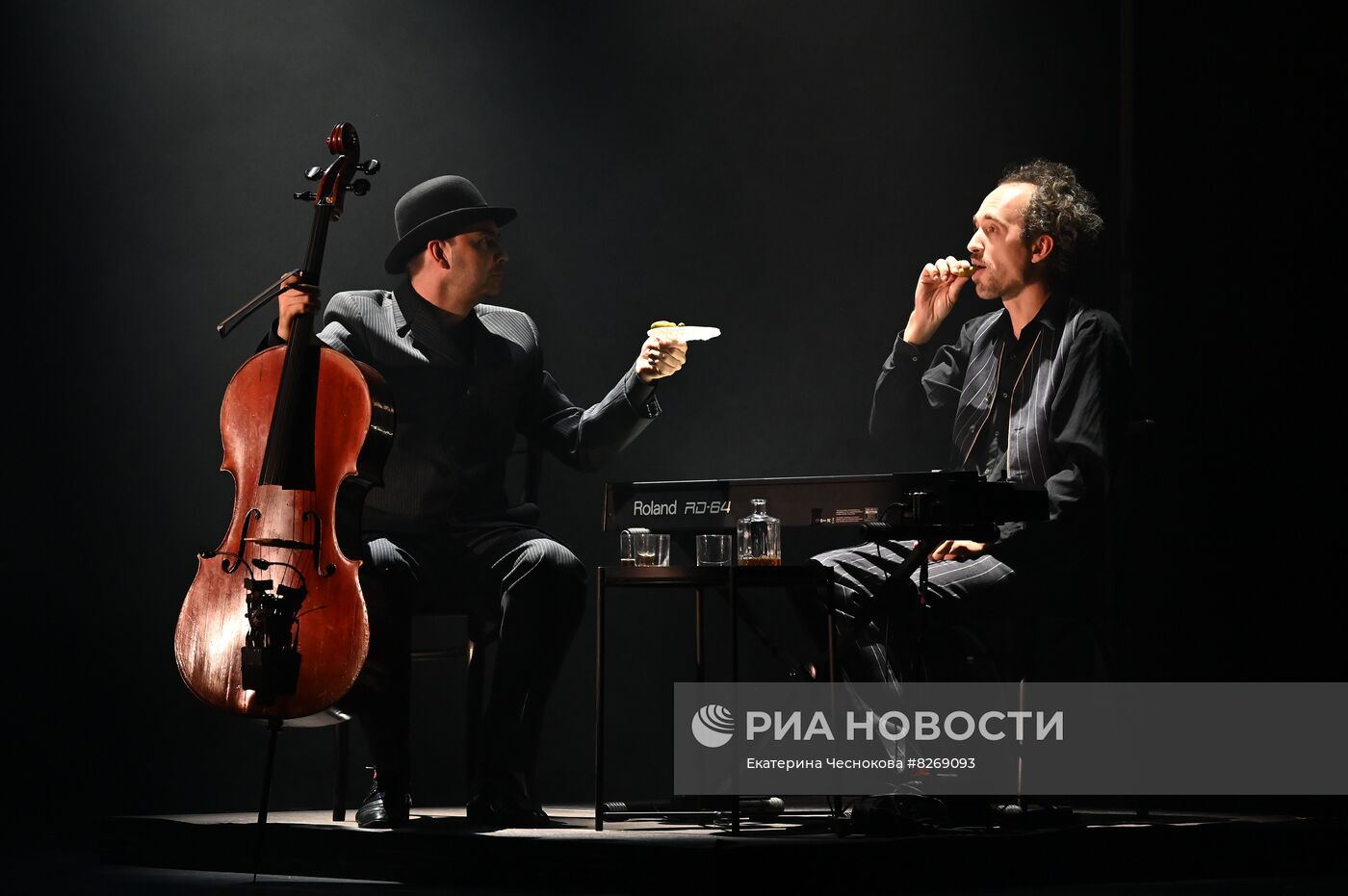 Премьера спектакля Юлии Пересильд "Мужчина / Женщина"