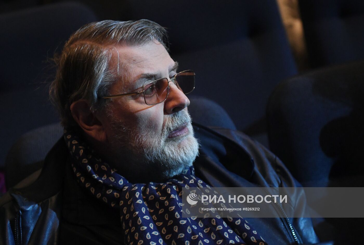 Сбор труппы Московского Академического театра сатиры