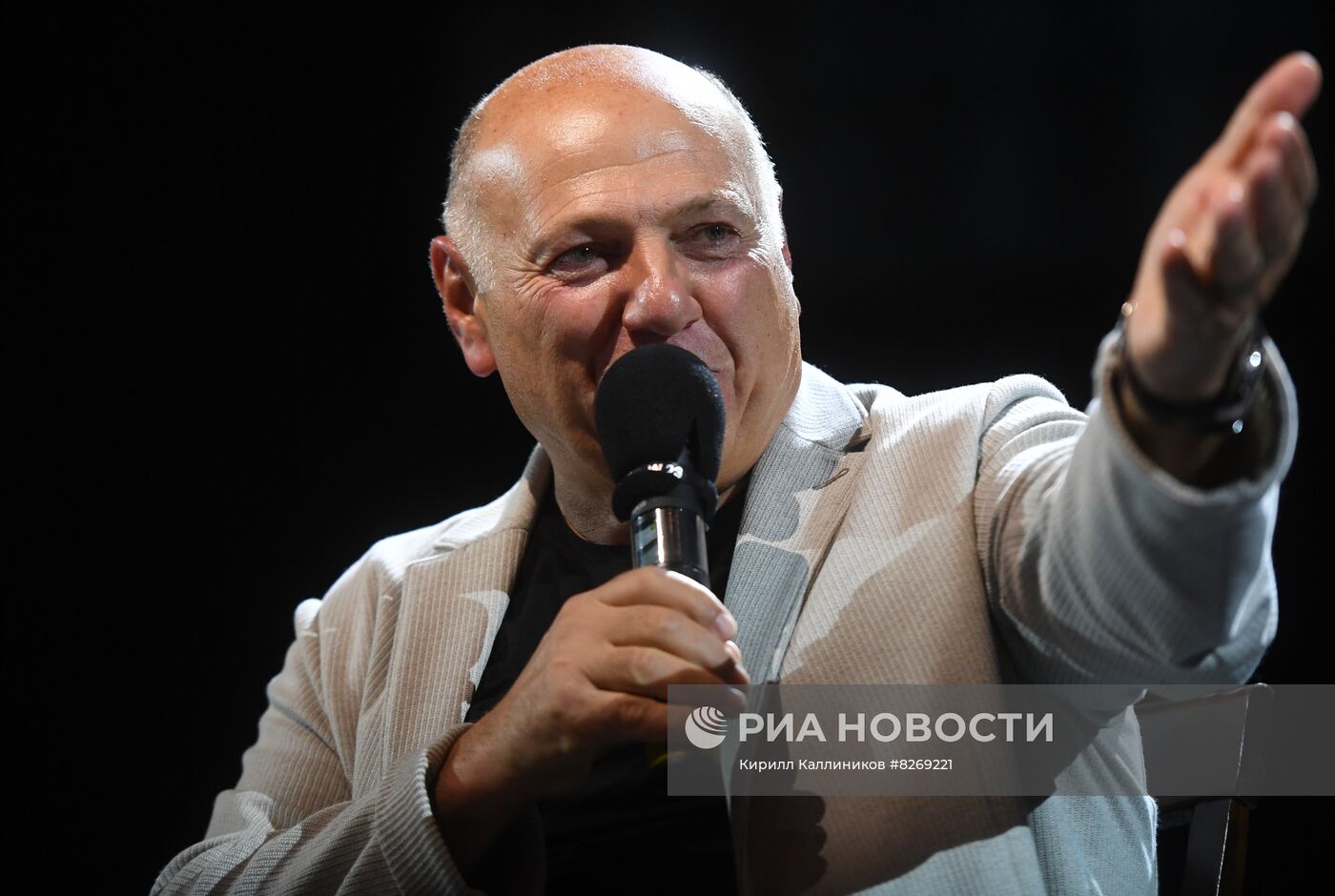 Сбор труппы Московского Академического театра сатиры