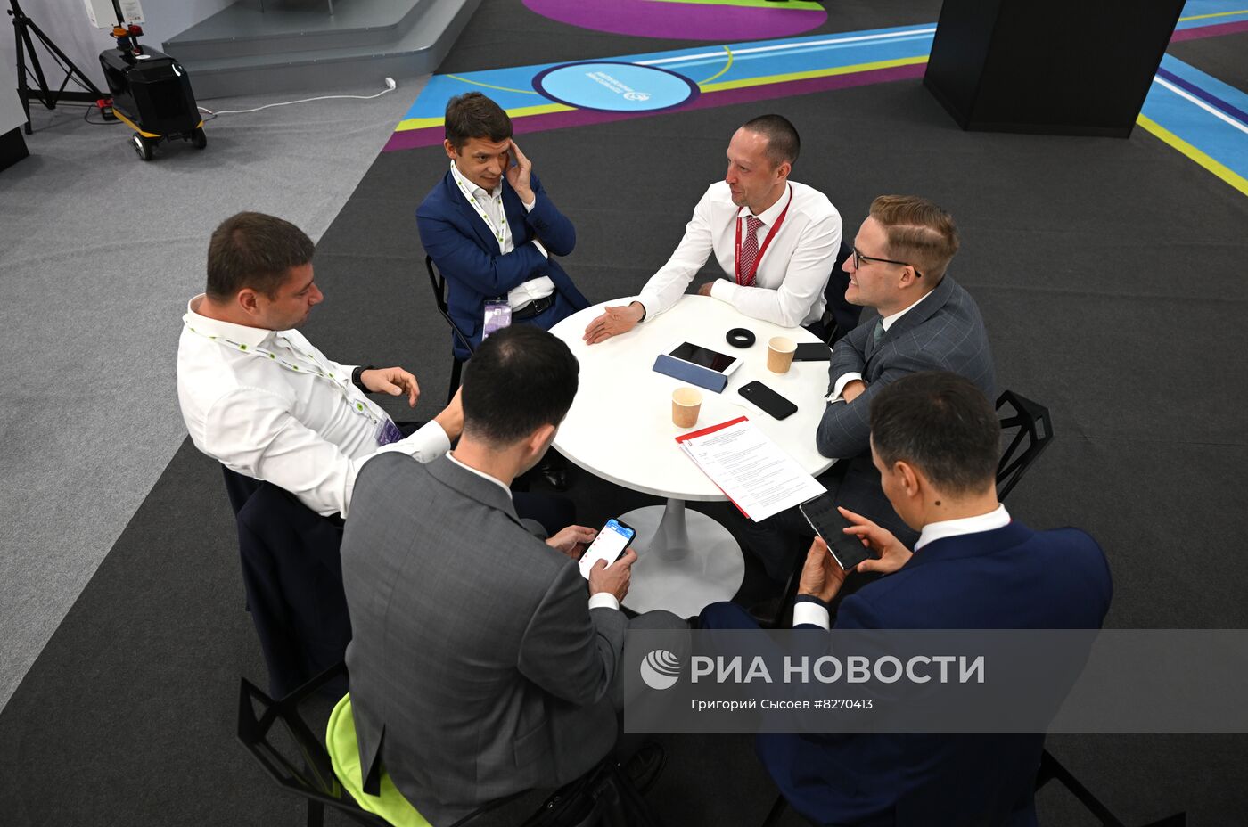 ВЭФ-2022. Работа форума