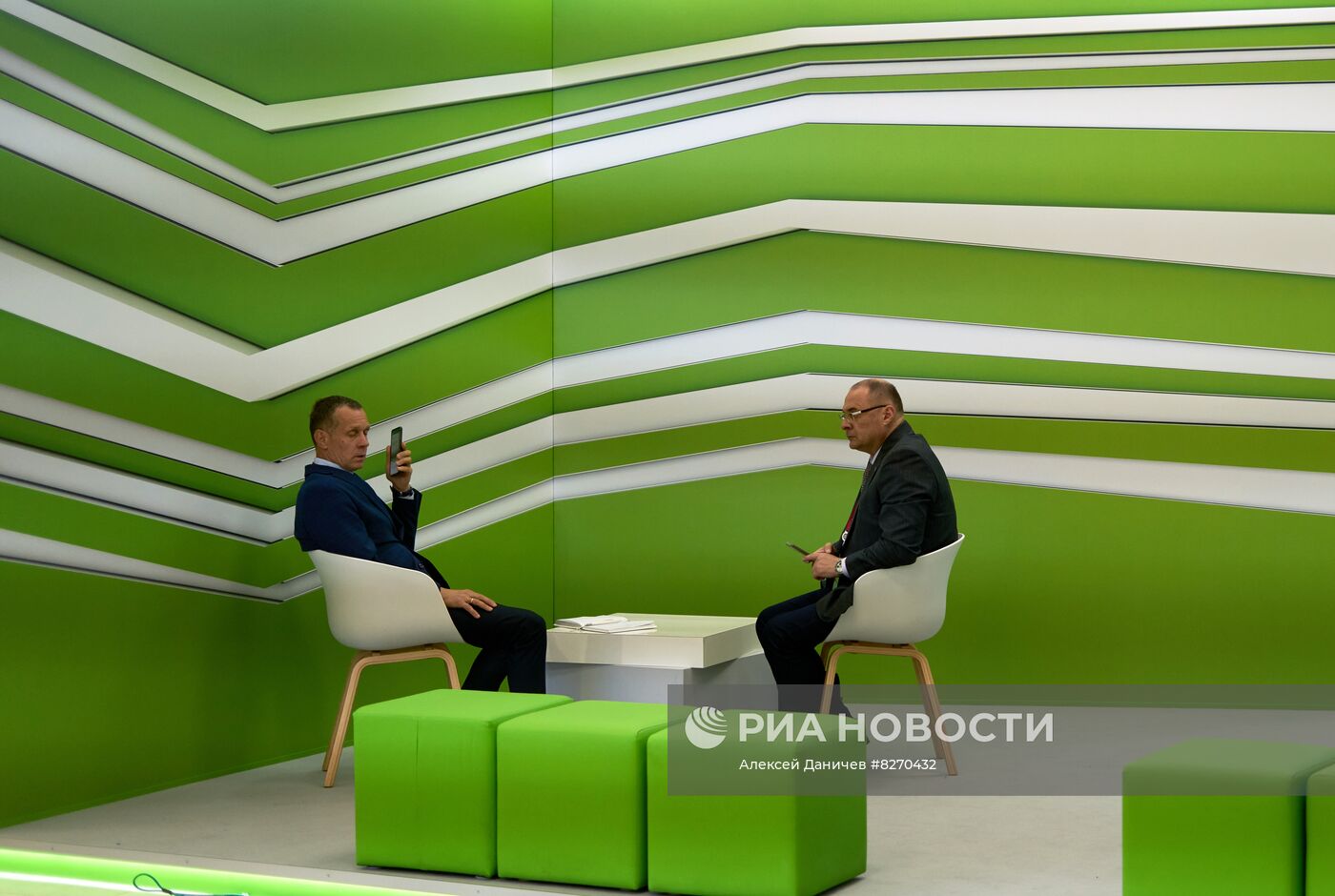 ВЭФ-2022. Работа форума