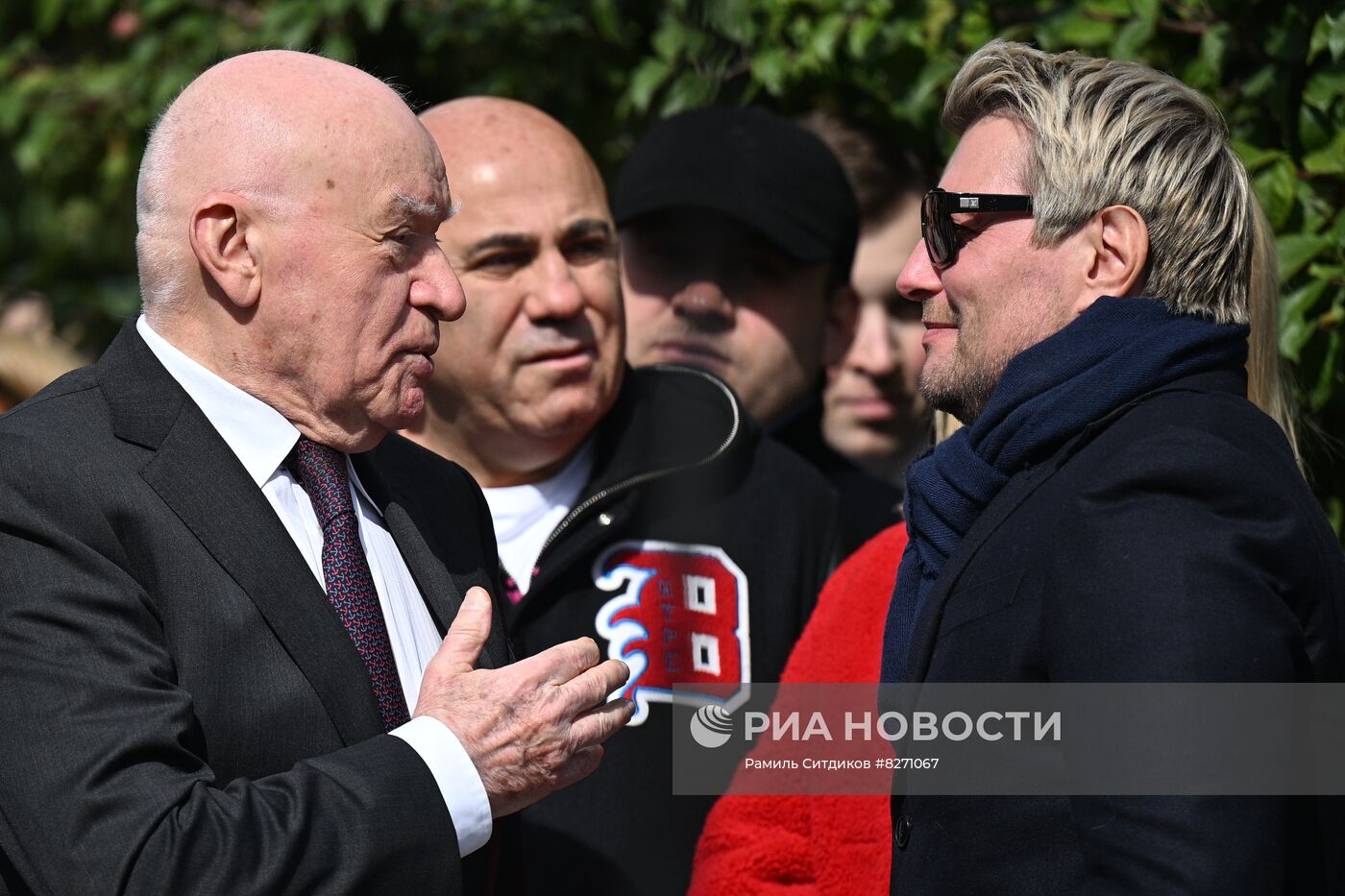 Открытие памятника народному артисту СССР И. Кобзону