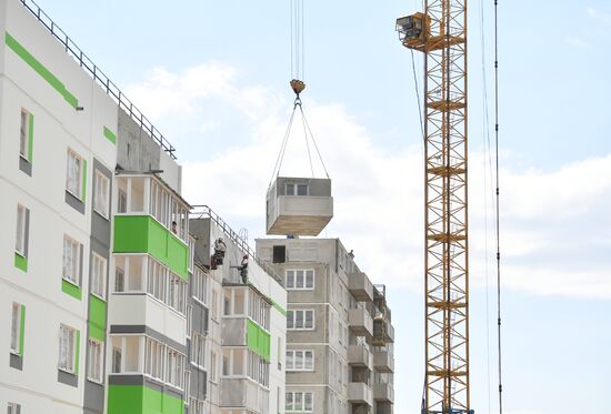 Строительство жилья в Мариуполе
