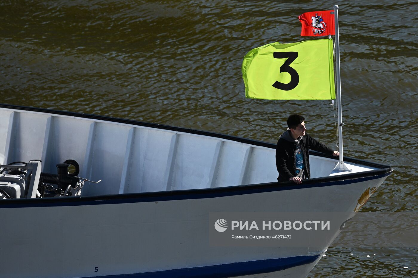 Парад судов на Москве-реке