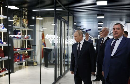 Президент РФ В. Путин принял участие в мероприятиях, приуроченных ко Дню города Москвы