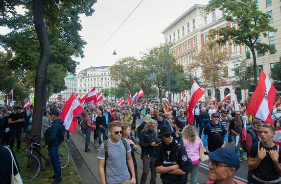 Акция протеста против инфляции в Вене