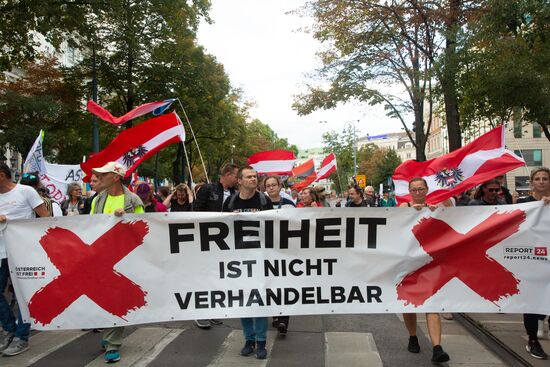 Акция протеста против инфляции в Вене