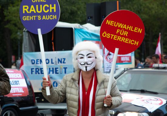 Акция протеста против инфляции в Вене