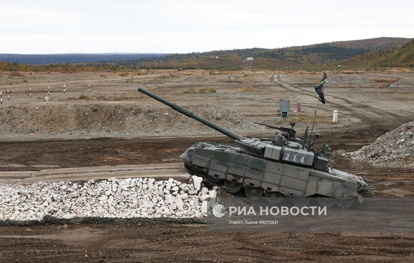 Празднование Дня танкиста в Мурманской области