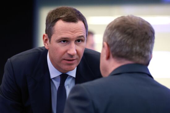 Премьер-министр РФ М. Мишустин провел стратегическую сессию по импортозамещению ПО в отраслях