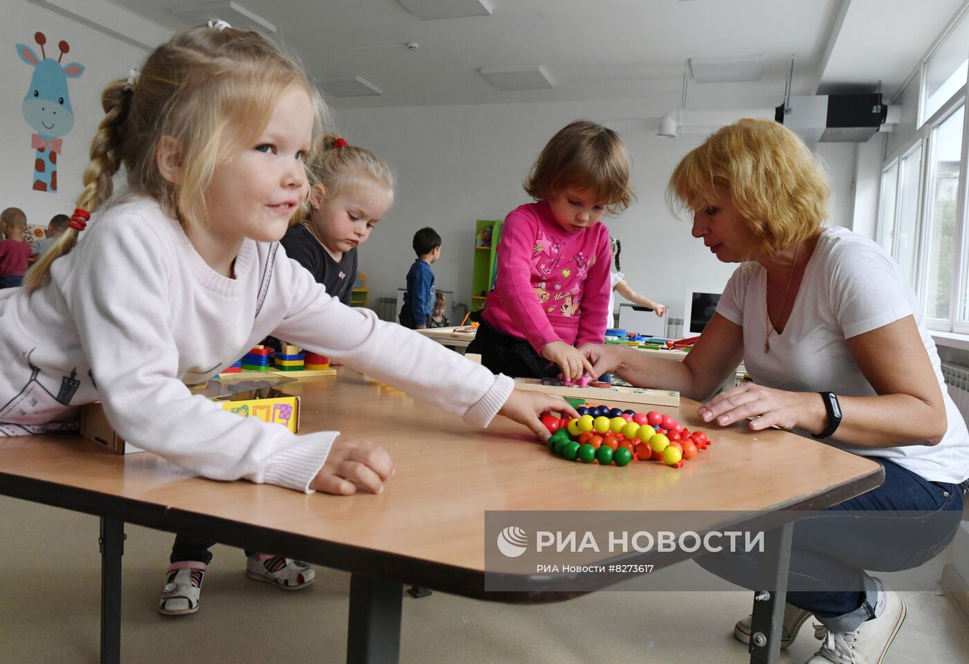 Открытие восстановленного тульскими строителями детсада в Мариуполе