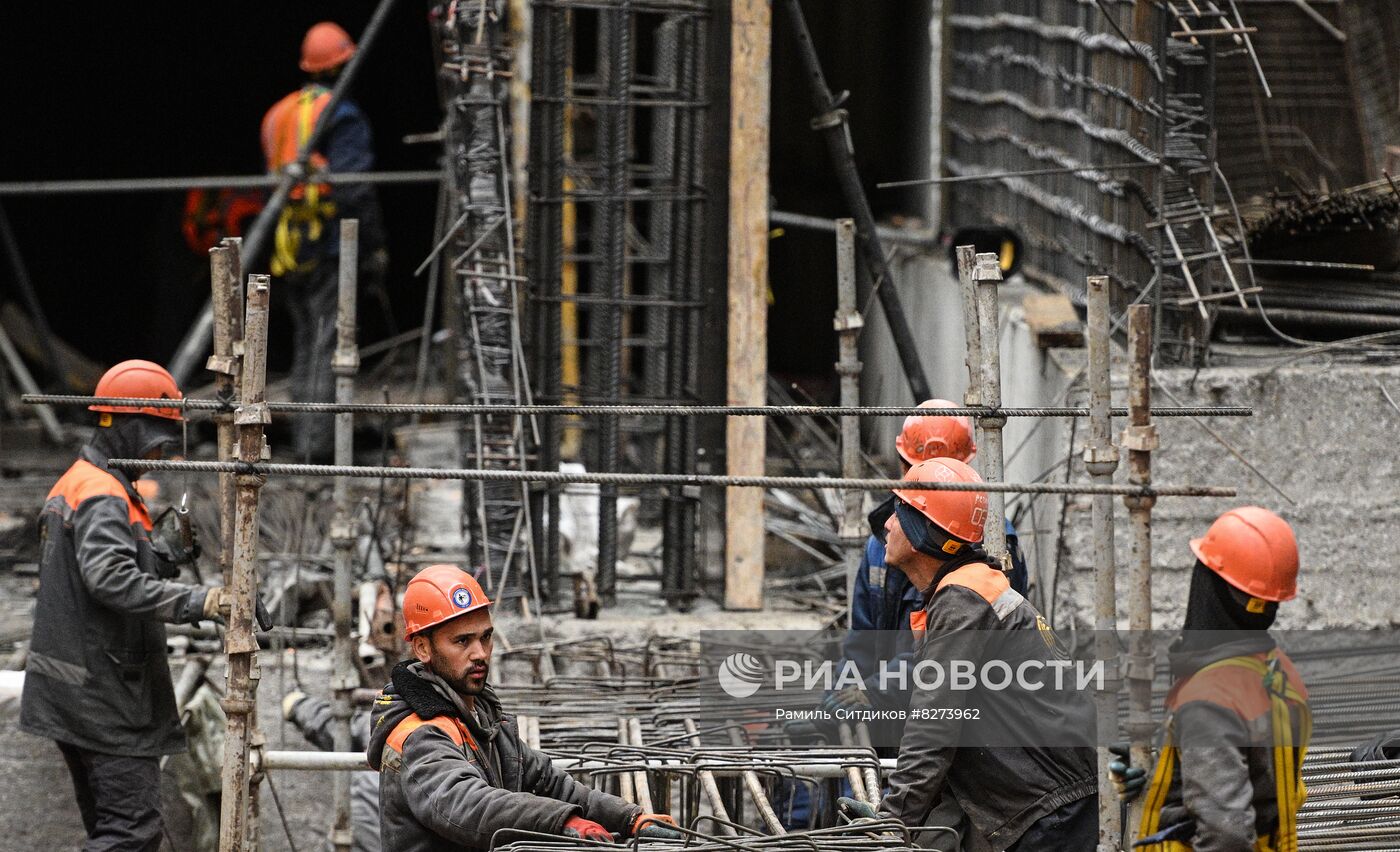 Строительство станции метро "Внуково"