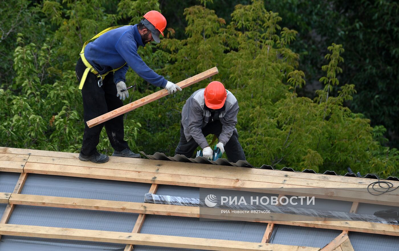 Восстановление жилых домов в Мариуполе строителями из Тулы