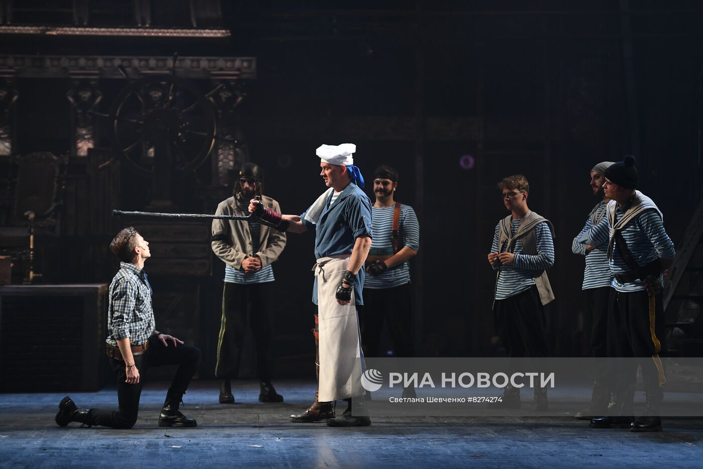 Показ рок-баллады "Остров сокровищ" в РАМТ